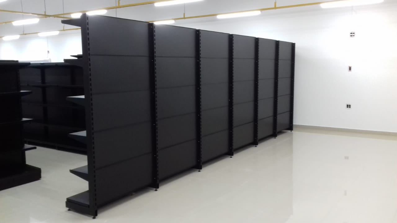 GONDOLAS DE PAREDE FC 80.JPG